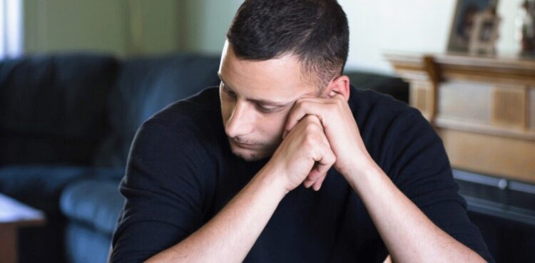 Πώς να μεγαλώσετε αγόρια που δεν φοβούνται να είναι ευάλωτα