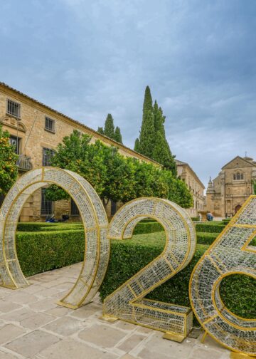 Όλες οι αργίες και τα τριήμερα του 2026: Πότε πέφτει Πάσχα και Καθαρά Δευτέρα